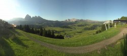 Archiv Foto Webcam Blick über Seiser Alm – Mezdi Bergstation 06:00