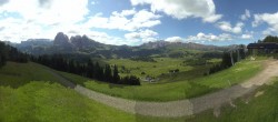 Archiv Foto Webcam Blick über Seiser Alm – Mezdi Bergstation 09:00