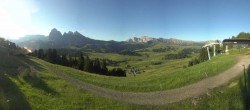 Archiv Foto Webcam Blick über Seiser Alm – Mezdi Bergstation 06:00