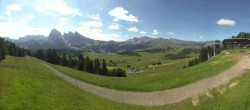 Archiv Foto Webcam Blick über Seiser Alm – Mezdi Bergstation 09:00