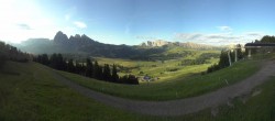 Archiv Foto Webcam Blick über Seiser Alm – Mezdi Bergstation 06:00
