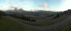 Archiv Foto Webcam Blick über Seiser Alm – Mezdi Bergstation 19:00