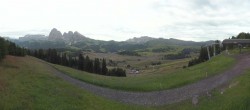 Archiv Foto Webcam Blick über Seiser Alm – Mezdi Bergstation 05:00