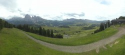 Archiv Foto Webcam Blick über Seiser Alm – Mezdi Bergstation 11:00