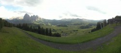 Archiv Foto Webcam Blick über Seiser Alm – Mezdi Bergstation 15:00