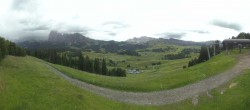 Archiv Foto Webcam Blick über Seiser Alm – Mezdi Bergstation 13:00
