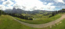 Archiv Foto Webcam Blick über Seiser Alm – Mezdi Bergstation 11:00