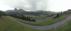 Archiv Foto Webcam Blick über Seiser Alm – Mezdi Bergstation 17:00