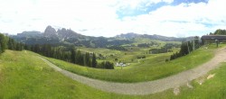 Archiv Foto Webcam Blick über Seiser Alm – Mezdi Bergstation 11:00