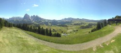 Archiv Foto Webcam Blick über Seiser Alm – Mezdi Bergstation 11:00