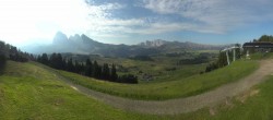 Archiv Foto Webcam Blick über Seiser Alm – Mezdi Bergstation 07:00