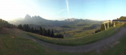 Archiv Foto Webcam Blick über Seiser Alm – Mezdi Bergstation 05:00
