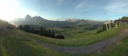 Archiv Foto Webcam Blick über Seiser Alm – Mezdi Bergstation 06:00