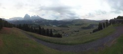 Archiv Foto Webcam Blick über Seiser Alm – Mezdi Bergstation 05:00