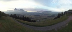 Archiv Foto Webcam Blick über Seiser Alm – Mezdi Bergstation 06:00