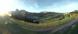 Archiv Foto Webcam Blick über Seiser Alm – Mezdi Bergstation 04:00