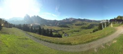Archiv Foto Webcam Blick über Seiser Alm – Mezdi Bergstation 08:00
