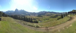 Archiv Foto Webcam Blick über Seiser Alm – Mezdi Bergstation 09:00