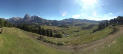Archiv Foto Webcam Blick über Seiser Alm – Mezdi Bergstation 13:00