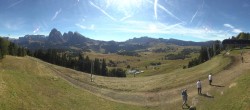 Archiv Foto Webcam Blick über Seiser Alm – Mezdi Bergstation 11:00