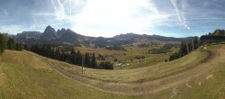 Archiv Foto Webcam Blick über Seiser Alm – Mezdi Bergstation 11:00