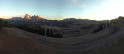 Archiv Foto Webcam Blick über Seiser Alm – Mezdi Bergstation 17:00