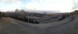Archived image Webcam Alpe di Siusi: Panoramic view Mezdi mountain station 15:00