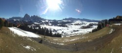 Archiv Foto Webcam Blick über Seiser Alm – Mezdi Bergstation 09:00