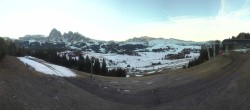 Archiv Foto Webcam Blick über Seiser Alm – Mezdi Bergstation 06:00