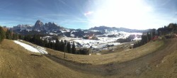 Archiv Foto Webcam Blick über Seiser Alm – Mezdi Bergstation 13:00