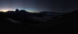 Archiv Foto Webcam Blick über Seiser Alm – Mezdi Bergstation 05:00