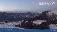 Archived image Webcam Seiser Alm: View Spitzbühl 04:00