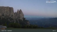 Archiv Foto Webcam Seiser Alm: Spitzbühl Station 04:00