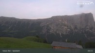 Archiv Foto Webcam Seiser Alm: Spitzbühl Station 04:00