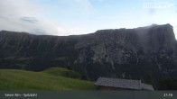 Archived image Webcam Seiser Alm: View Spitzbühl 02:00