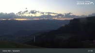 Archived image Webcam Seiser Alm: View Spitzbühl 02:00