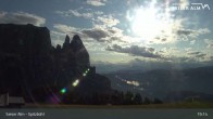 Archived image Webcam Seiser Alm: View Spitzbühl 18:00