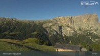 Archived image Webcam Seiser Alm: View Spitzbühl 01:00