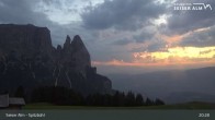 Archiv Foto Webcam Seiser Alm: Spitzbühl Station 04:00
