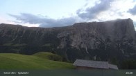 Archived image Webcam Seiser Alm: View Spitzbühl 00:00