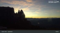 Archiv Foto Webcam Seiser Alm: Spitzbühl Station 18:00