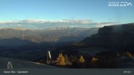 Archived image Webcam Seiser Alm: View Spitzbühl 06:00