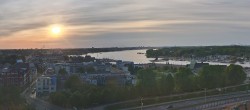 Archiv Foto Webcam Rostock Panorama vom Radisson Blue Hotel 19:00