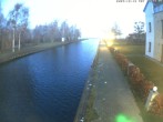 Archiv Foto Webcam Hafendorf Müritz: Kanal vom Claassee zur Müritz 06:00