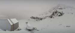 Archiv Foto Webcam Glacier 3000: Station Cabane 05:00