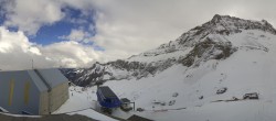Archiv Foto Webcam Glacier 3000: Station Cabane 07:00