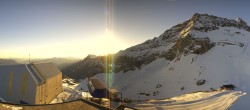 Archiv Foto Webcam Glacier 3000: Station Cabane 06:00