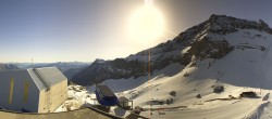 Archiv Foto Webcam Glacier 3000: Station Cabane 07:00