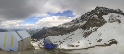 Archiv Foto Webcam Glacier 3000: Station Cabane 15:00