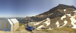 Archived image Webcam Glacier 3000: View from Cabane station 06:00